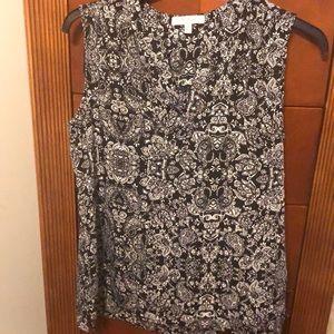 Black and white printed tank top!!🖤